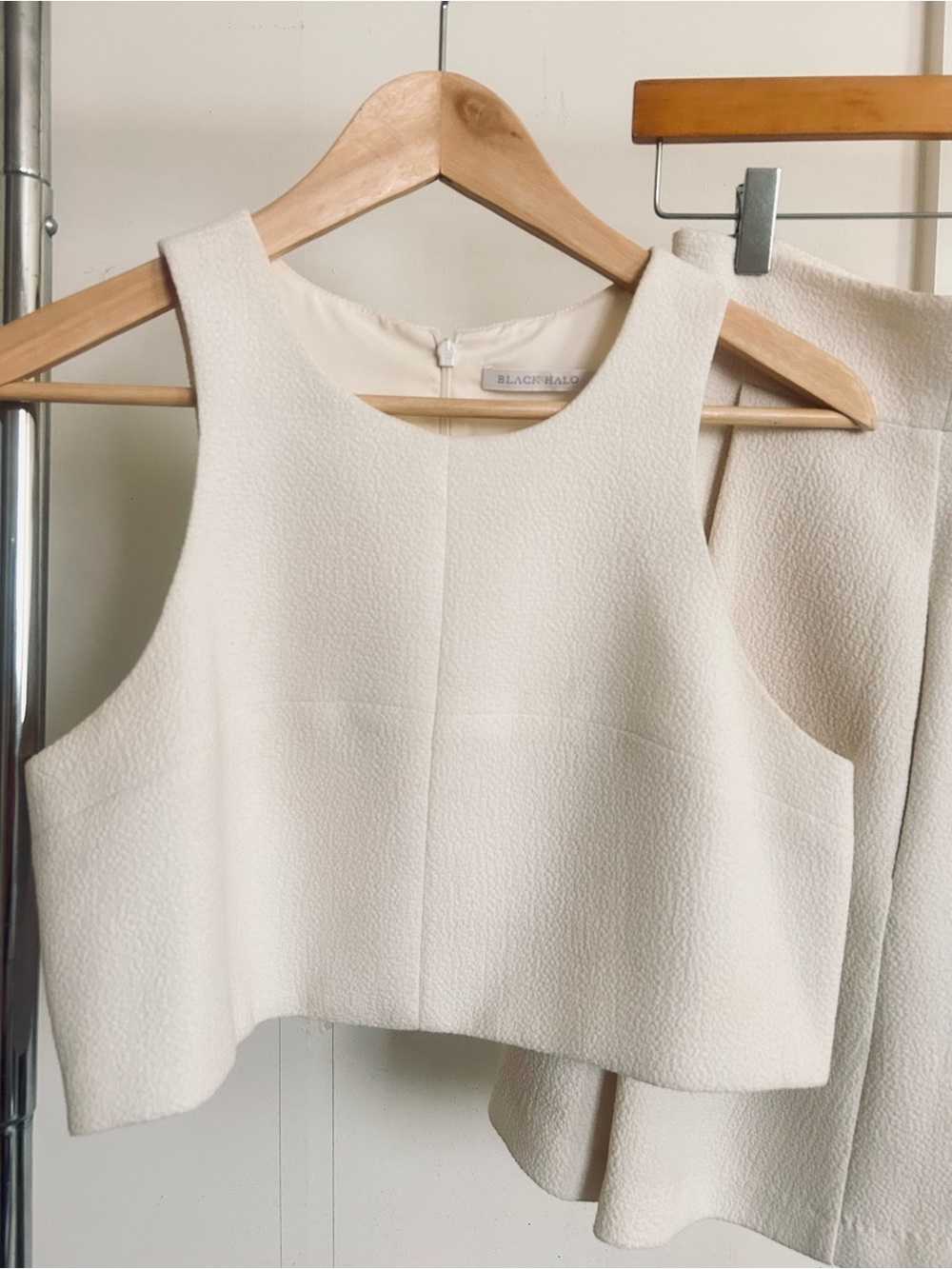 Black Halo Cream Textured A-Line Skirt - Picture 2 of 10
